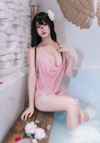 欧美超短裤美女图片_DVD手机免费观看完整