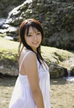 日韩时装美女图片_1080P全集免费播放