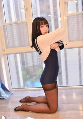 娇妻被黑人教练按在h_720电影全集观看
